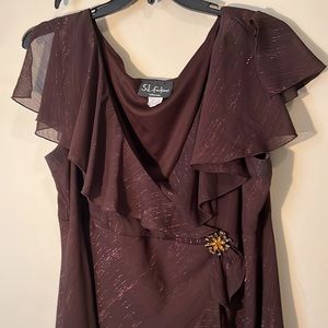 Women’s dress size 22w